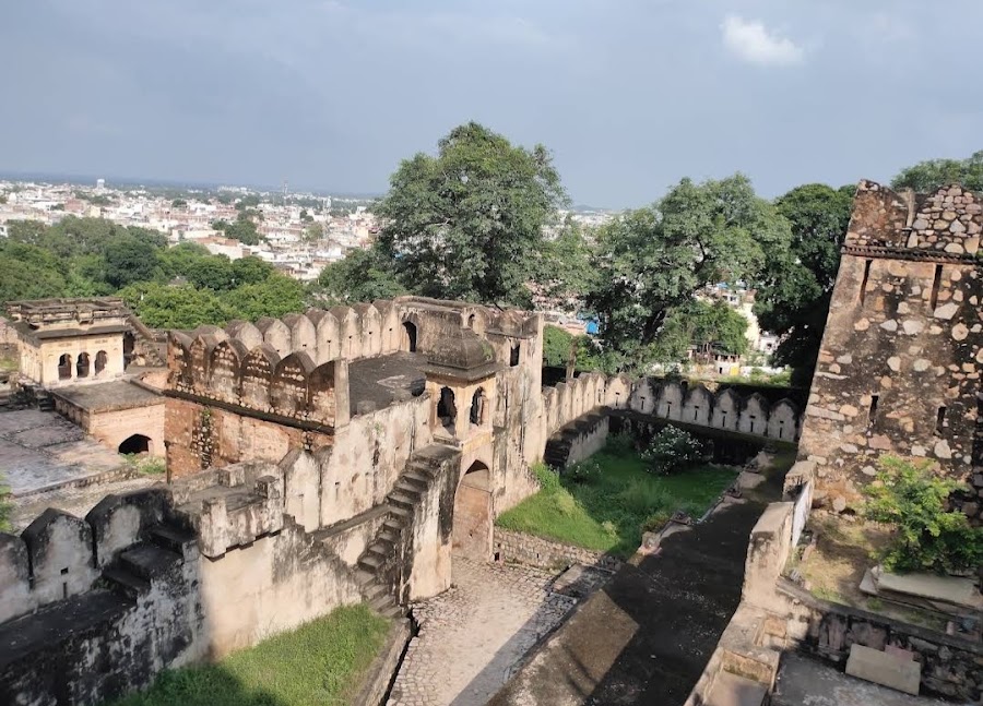 Jhansi Fort - Photo 2