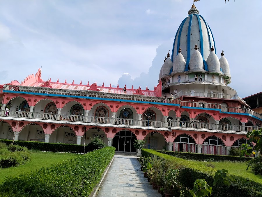ISKCON Temple - Photo 6