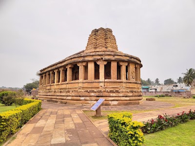 Aihole - Photo 2