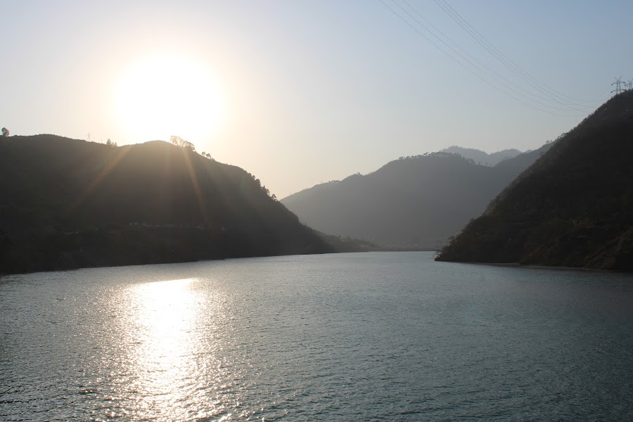 Tehri Dam Reservoir - Photo 2