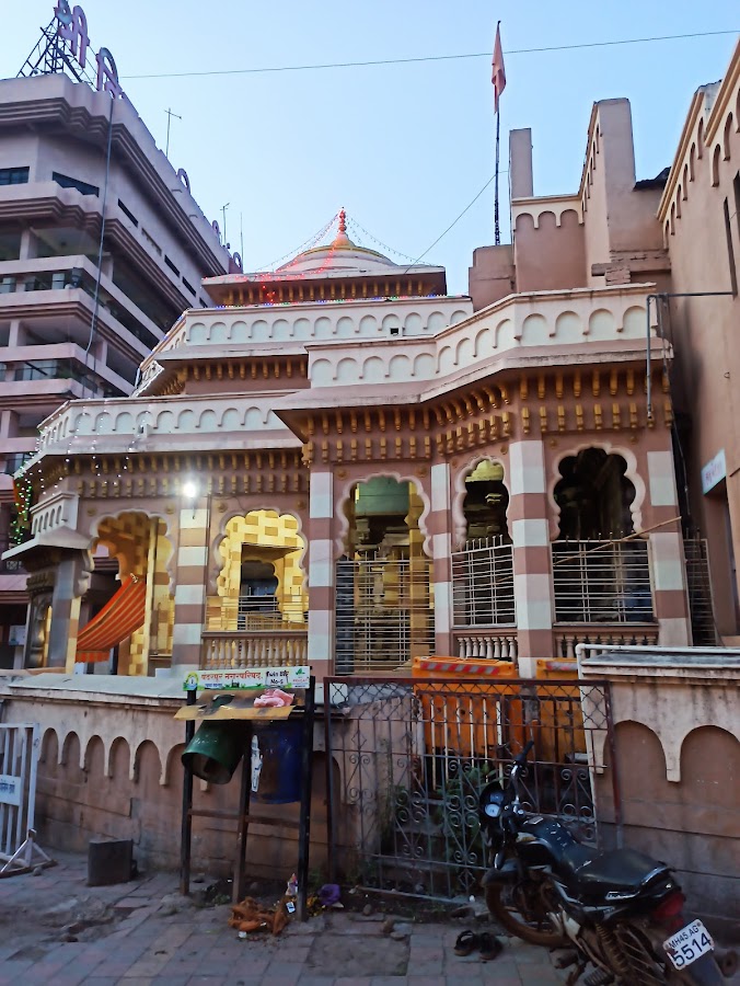 Shri Vitthal Rukmini Temple - Photo 4