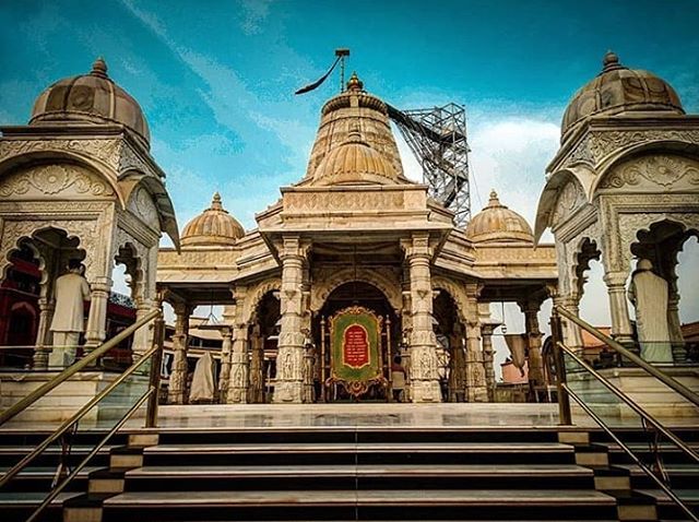 Shri Shantrunjay MahaTirth Taleti Derasar