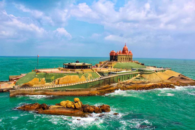 Kanyakumari Beach - Photo 3