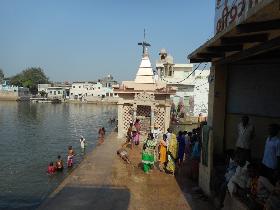 Radha Kund - Photo 4