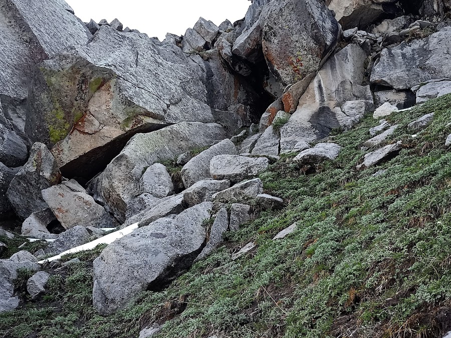 Lahesh Caves - Photo 4