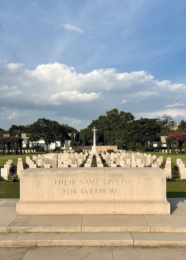 Madras War Cemetery - Photo 2