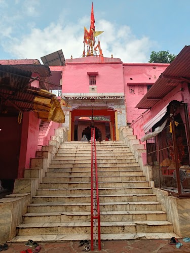 Pandupol Hanuman Temple - Photo 2