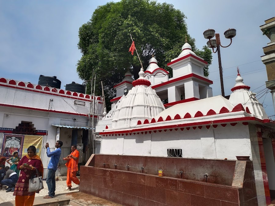Samaleswari Temple - Photo 2
