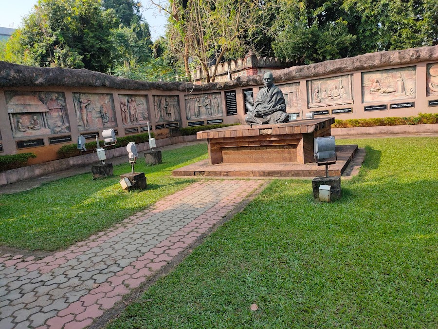 Pathani Samanta Planetarium - Photo 3