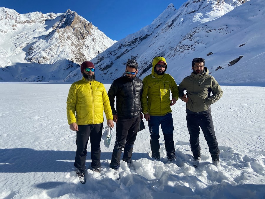 Sheshnag Lake - Photo 2