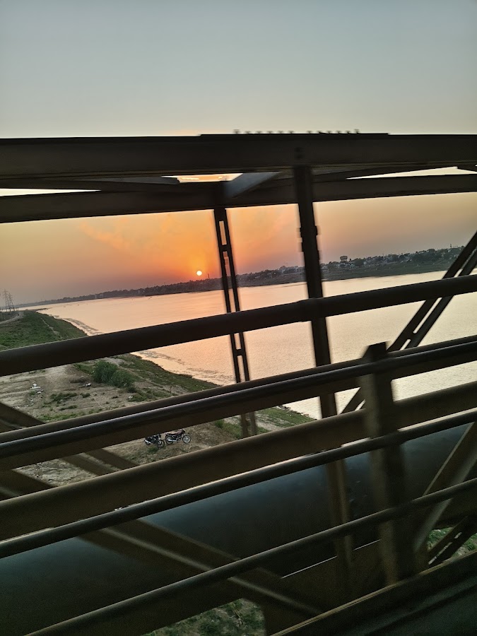 Old Yamuna Bridge