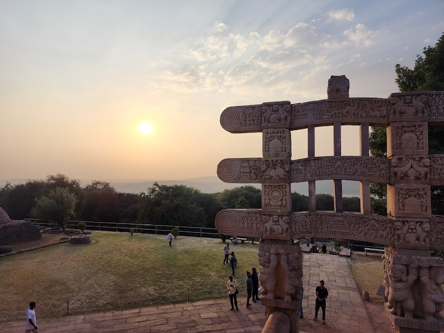 Sanchi Stupa - Photo 3