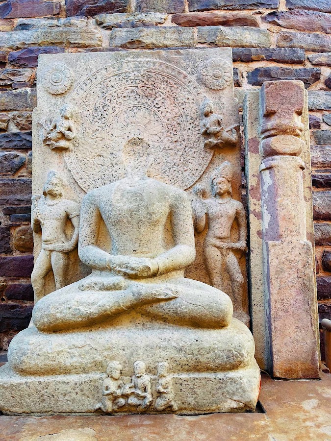 Sanchi Stupa - Photo 4