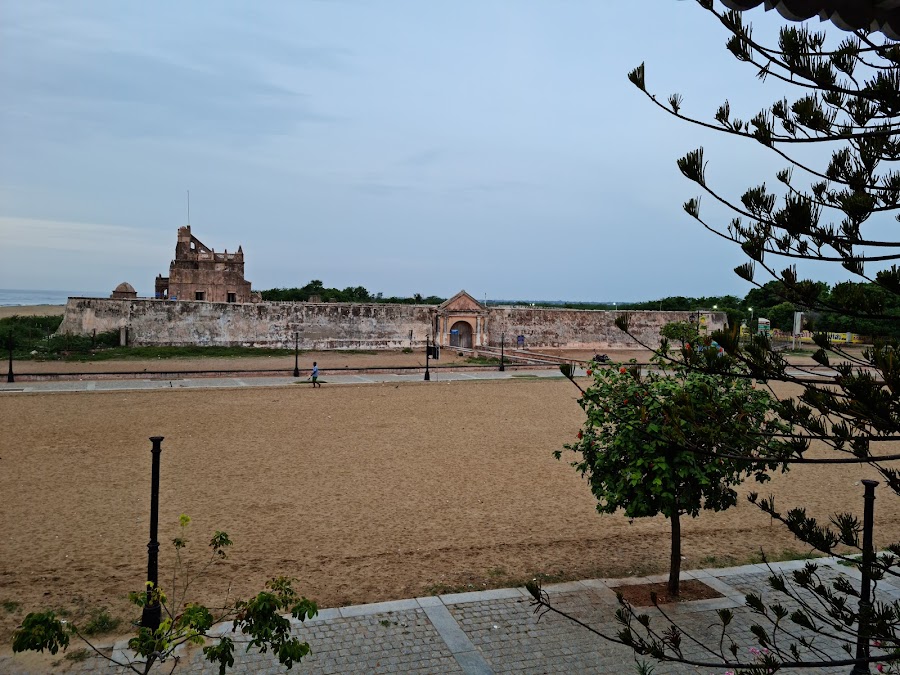 Dutch Fort - Photo 3