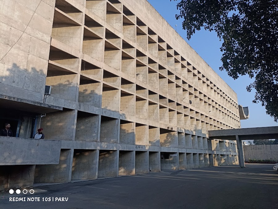 Capitol Complex - Photo 2