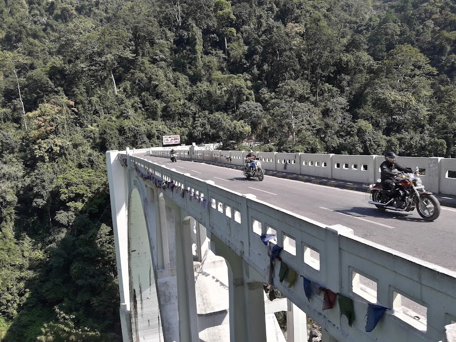 Coronation Bridge - Photo 9