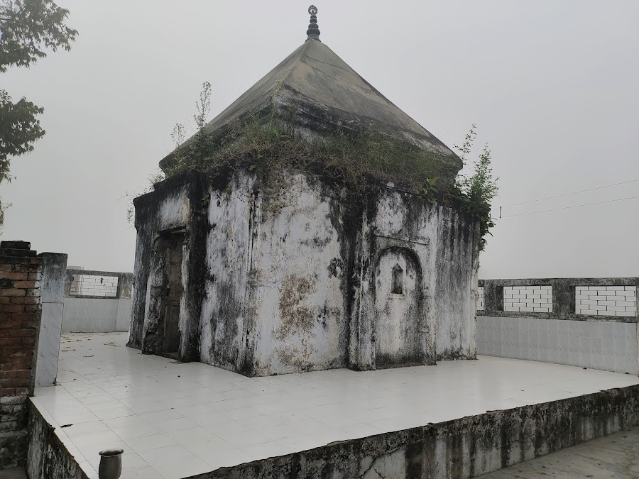 Bawan Pokhar Temple - Photo 4