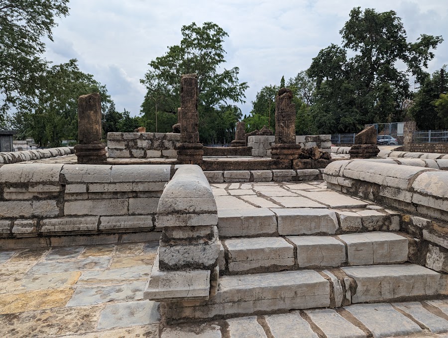 Surang Tila - Photo 3