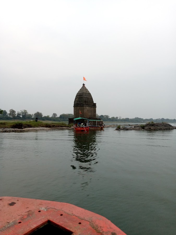 Baneshwar Temple - Photo 2