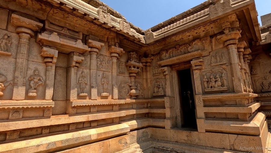 Hazara Raama Temple - Photo 4