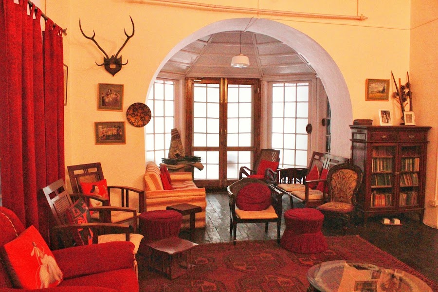 Gurney House - Photo 2