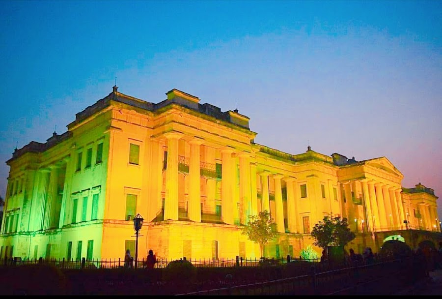 Hazarduari Palace - Photo 2
