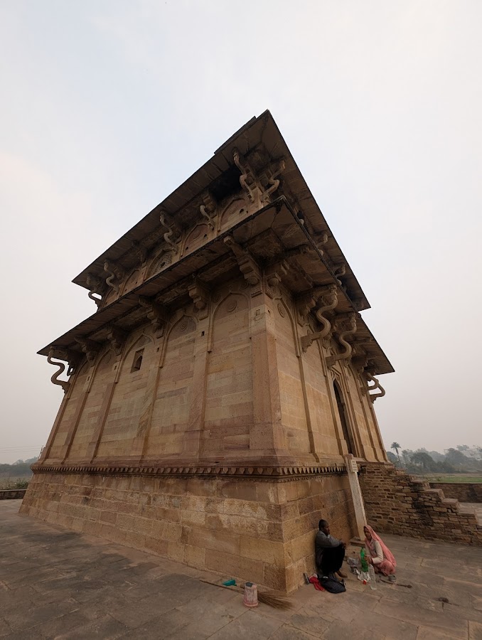 Shahzadi Ka Roza - Photo 4