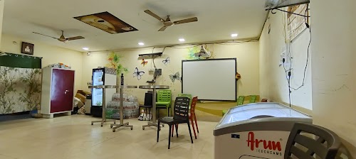 Ankadeli Haat - Photo 2