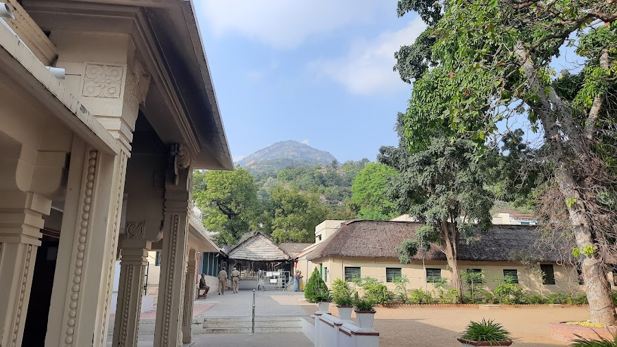 Sri Ramana Ashram - Photo 4