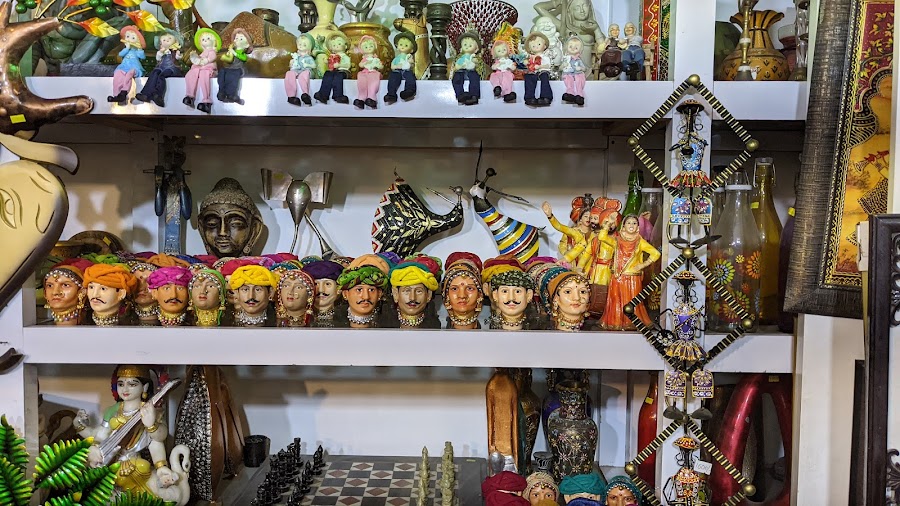 Nakki Lake Market - Photo 2