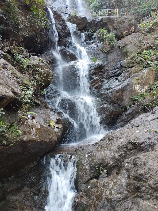Katiki Waterfalls - Photo 2