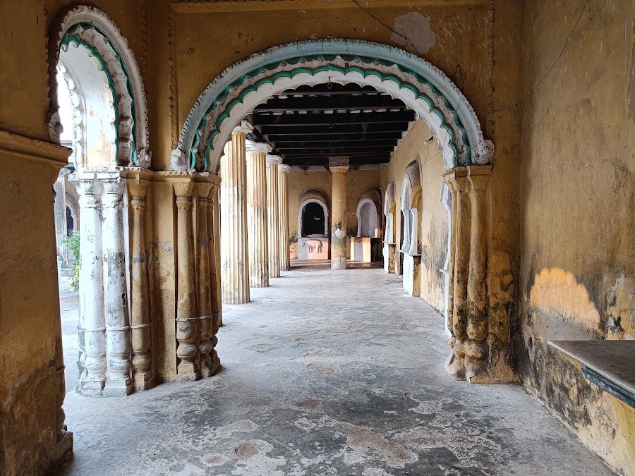 Nashipur Palace - Photo 2
