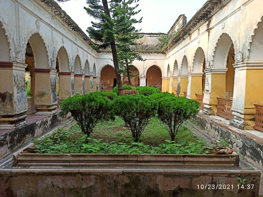 Nashipur Palace - Photo 5