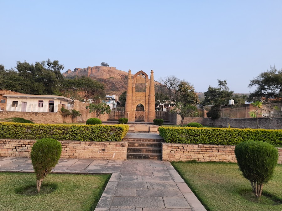 Badal Mahal - Photo 3