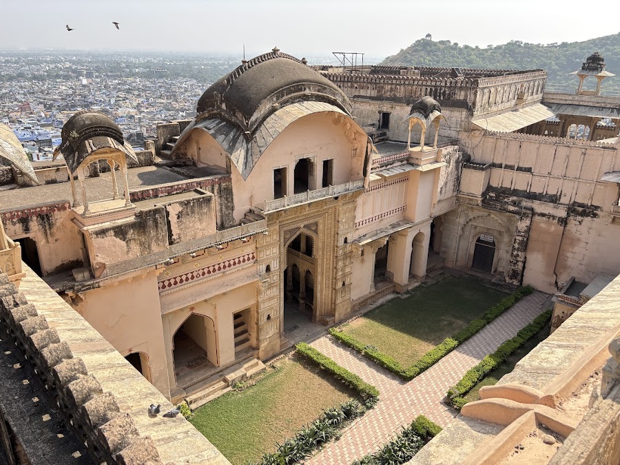 Taragarh Fort - Photo 4