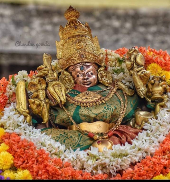 Chamundi Temple - Photo 4