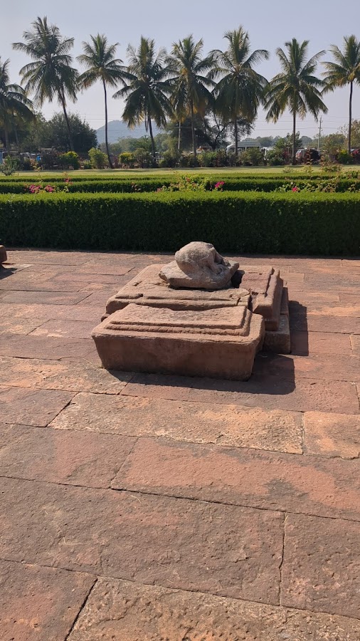 Kadasiddeshwara Temple - Photo 4