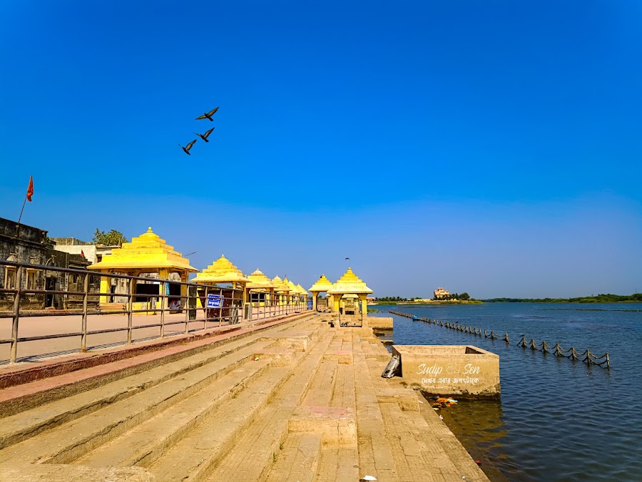 Triveni Sangam - Photo 3