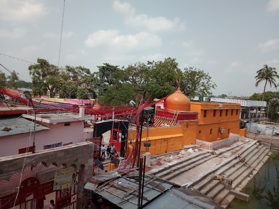 Someshwar Nath Temple - Photo 4
