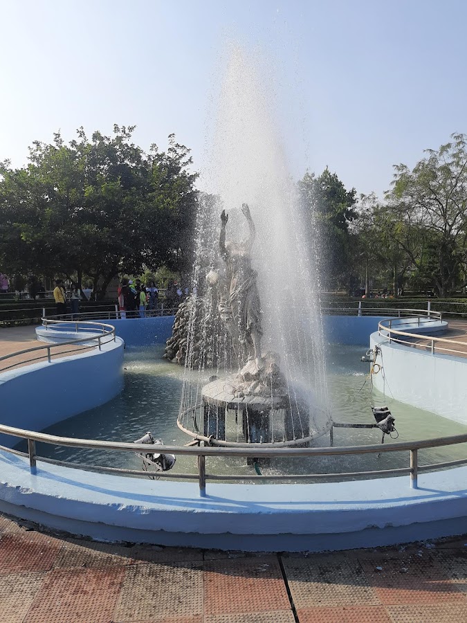 Dreamland Amusement Park - Photo 7