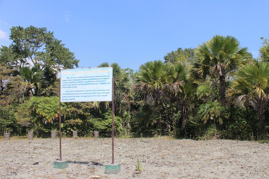 Mud Volcano - Photo 4