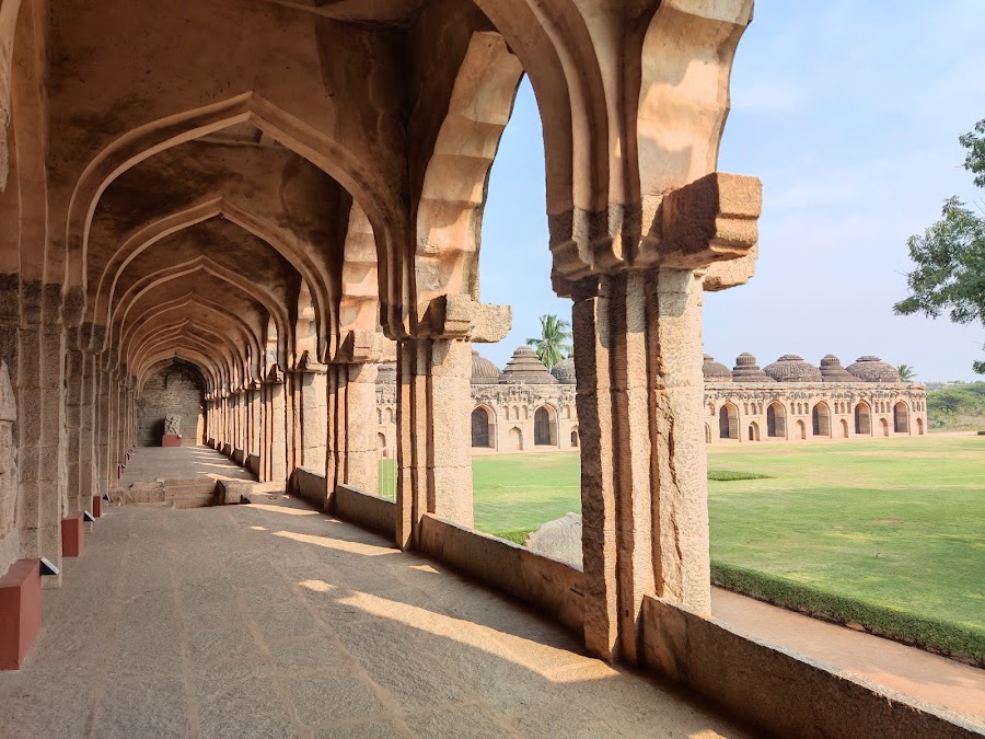 Lotus Mahal - Photo 4