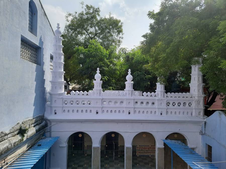 Kazimar Big Mosque - Photo 3