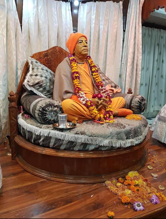 ISKCON Temple - Photo 3