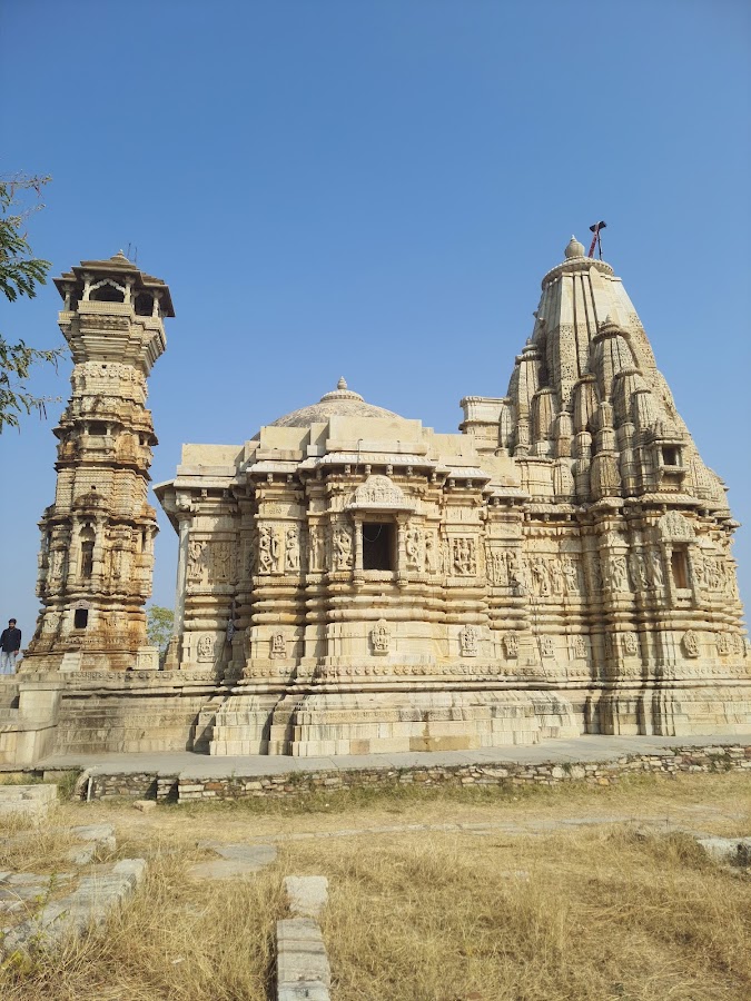Kirti Stambh (Tower of Fame) - Photo 2