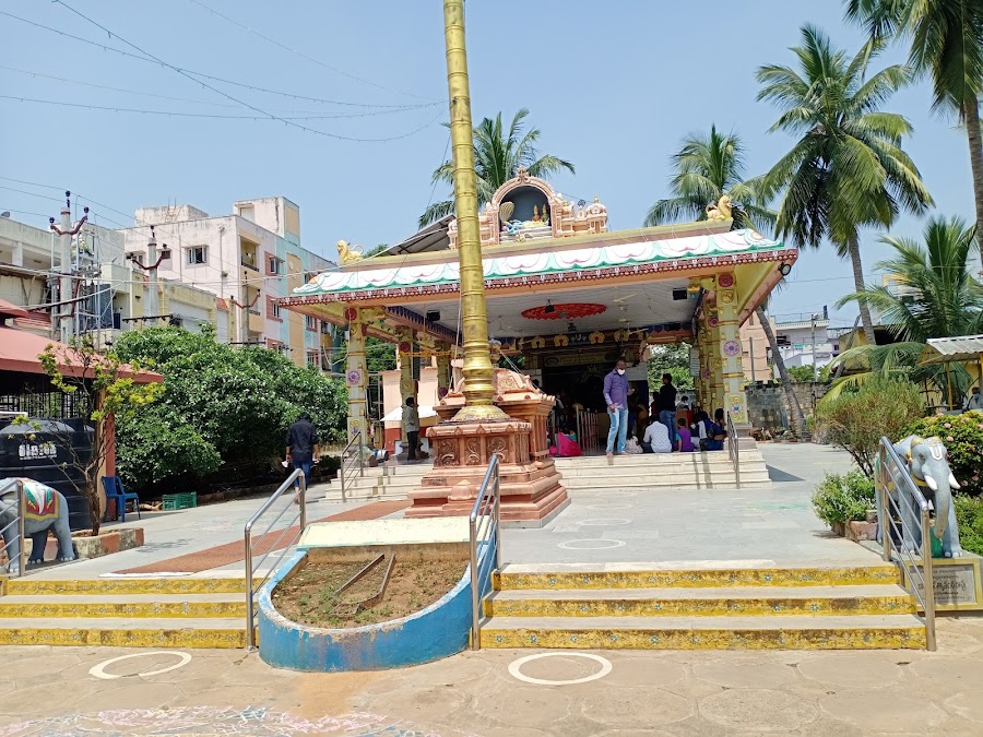 Sri Venkateswara Swamy Temple (Vizianagaram) - Photo 2