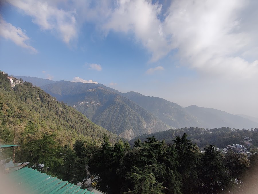Garam Sadak - Photo 3