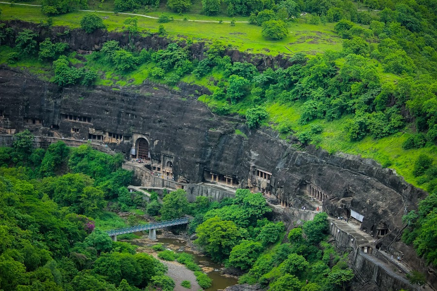 Ajanta Caves - Photo 2