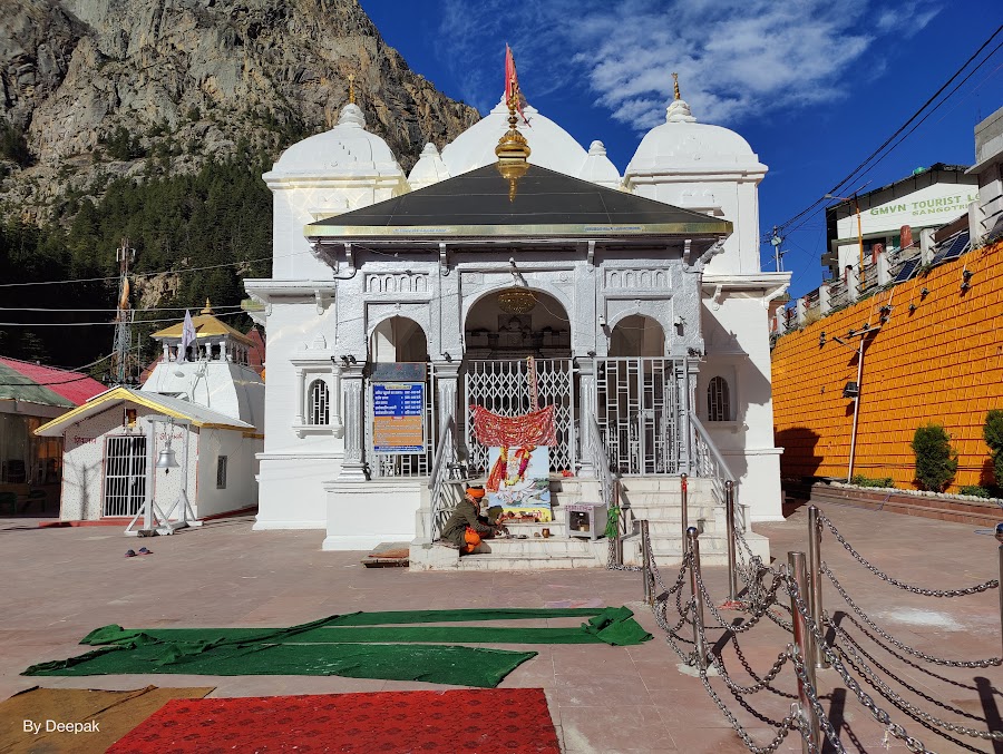 Gangotri Temple - Photo 6