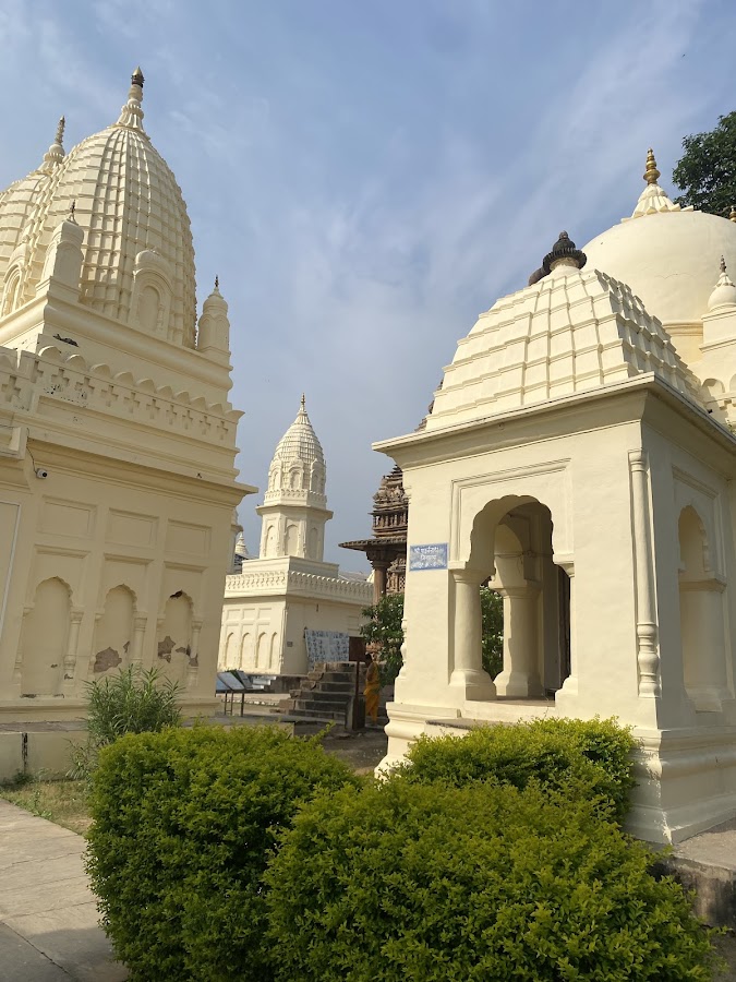 Shantinatha Temple - Photo 2
